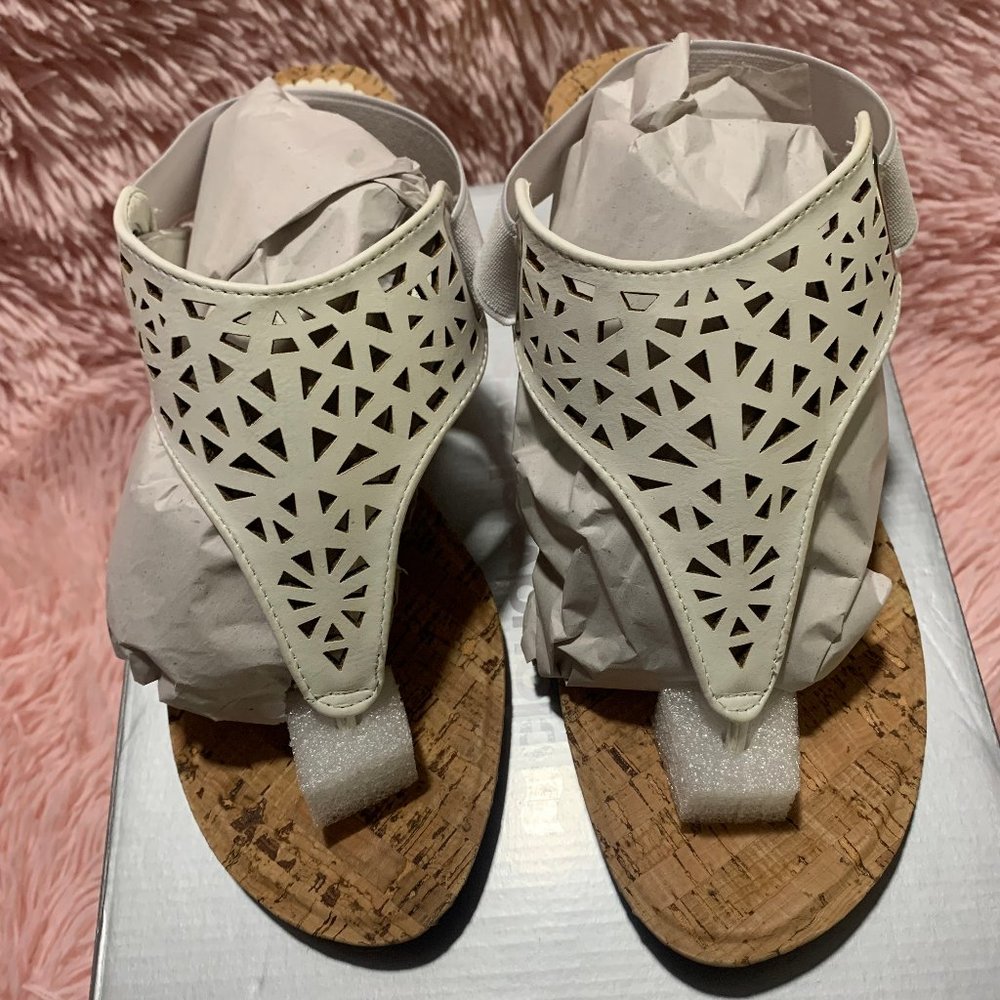 Cloudwalkers White Wedges Sz: 8